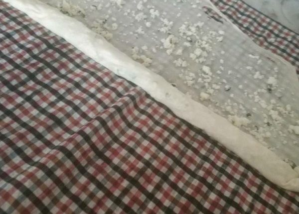 ici-yumos-disi-citir-gul-boregi-patates-ve-peynirli-12-FjJJUCp4.jpeg