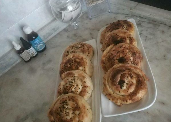ici-yumos-disi-citir-gul-boregi-patates-ve-peynirli-5-NeusOF3v.jpeg