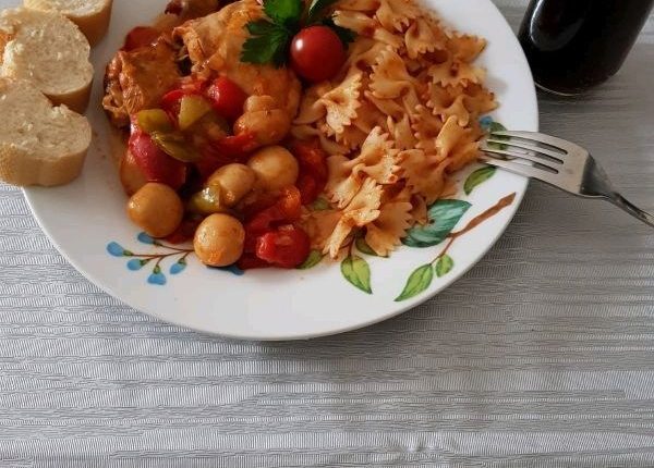 sebzeli-tavuk-yemegi-1-rC5J3rt1.jpeg