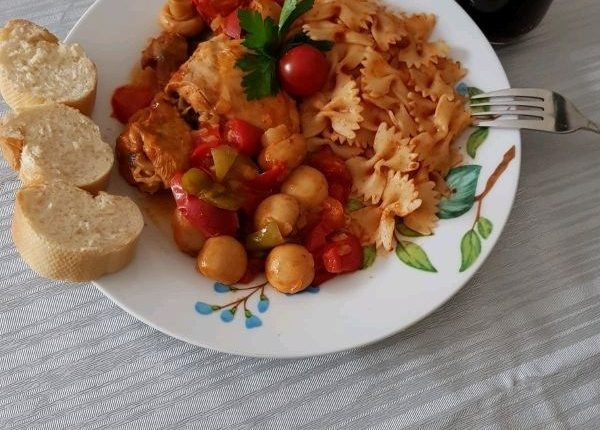 sebzeli-tavuk-yemegi-2-5gBCmnaQ.jpeg
