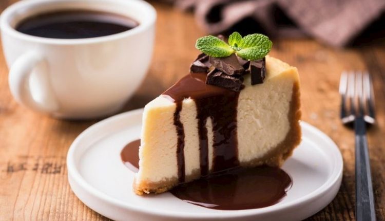 cikolata-soslu-cheesecake-glzzQKjz.jpg