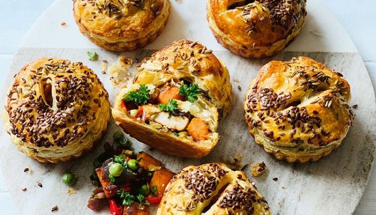tatli-patatesli-ve-tavuklu-borek-MSWS5TZz.jpg