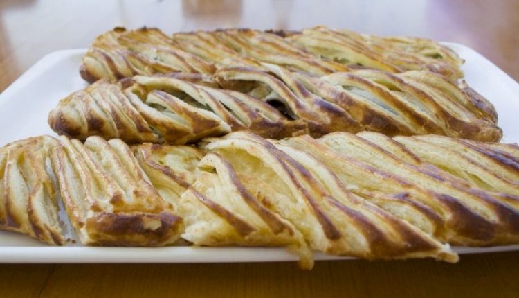 yagli-katmer-NPzGcMef.jpg