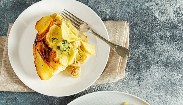 patatesli-ve-pirasali-galette-wm3NgfKF.jpg