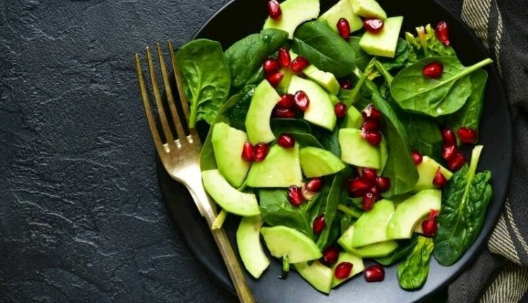 narli-avokado-salatasi-QUr19WZB.jpg