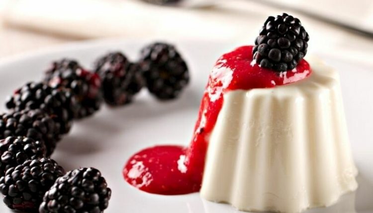 bogurtlenli-panna-cotta-eK9vOcKi.jpg