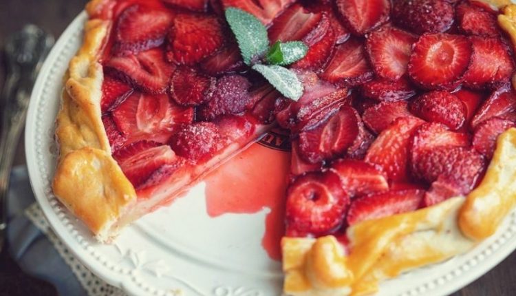 cilekli-galette-YiISVVje.jpg